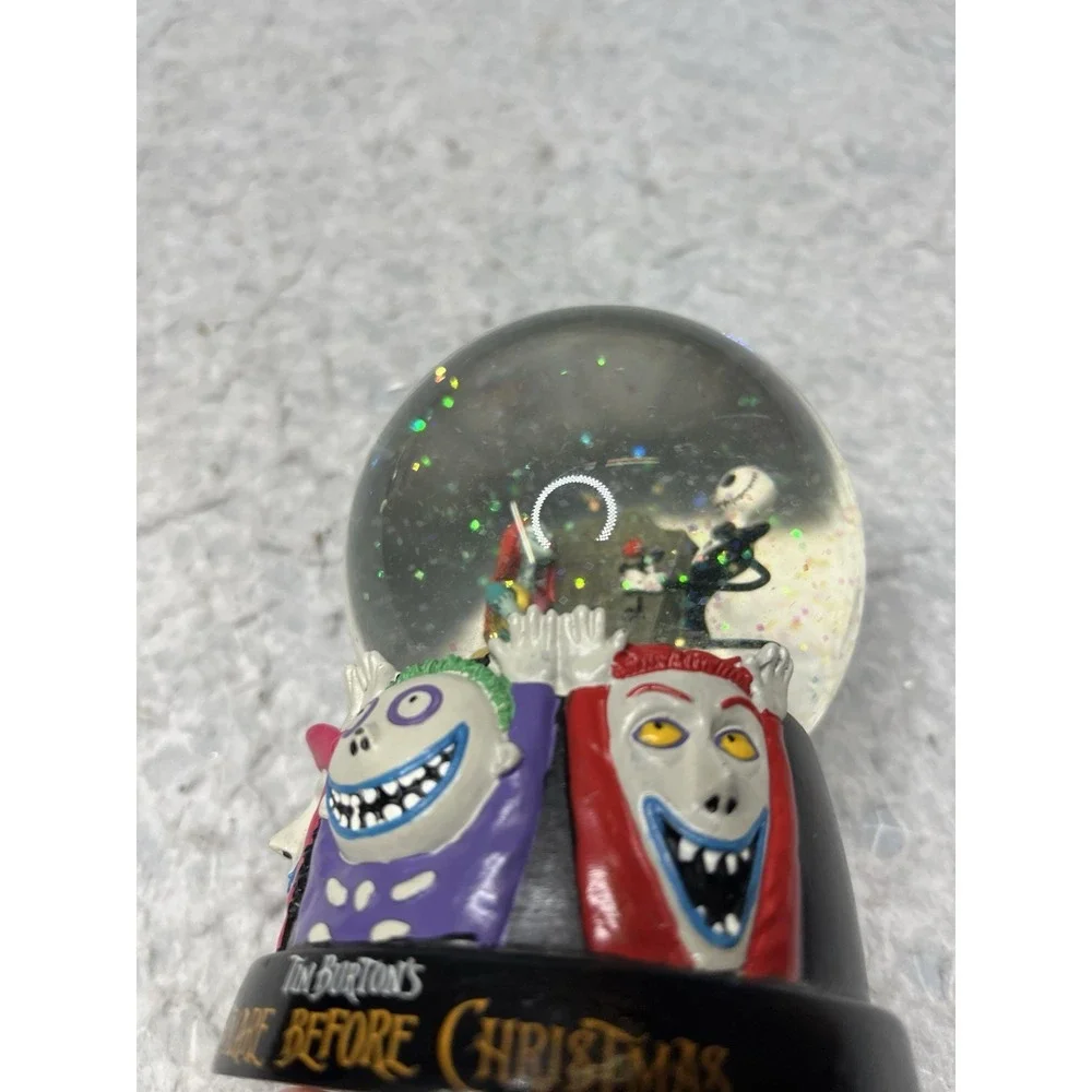 DISNEY NIGHTMARE BEFORE CHRISTMAS SNOWGLOBE BY WESTLAND 25205 JACK SKELLINGTON‎